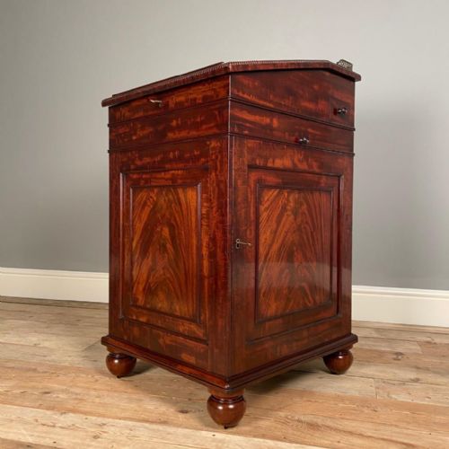 Gillows Mahogany Davenport