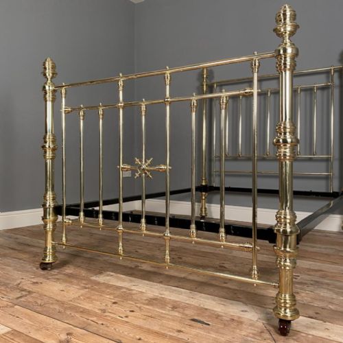 Superb Quality Hoskins & Sewell Brass Double Bed
