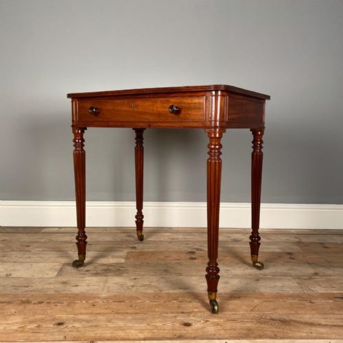 Fine Gillows Regency Mahogany Chamber Table