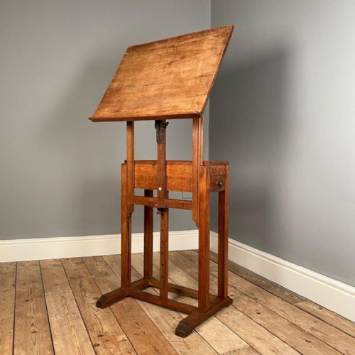 Robertson & Co Oak Easel
