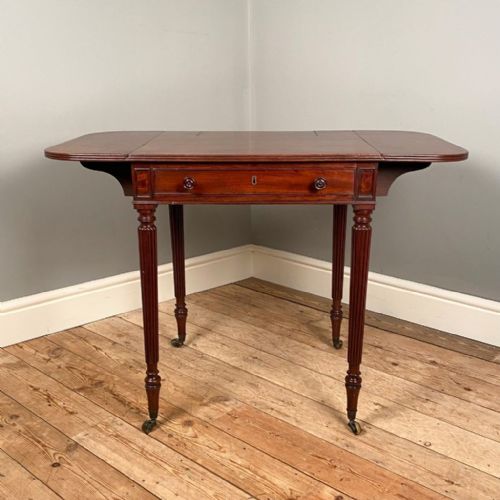 fig 1. Unusual GIllows Mahogany Chamber Table