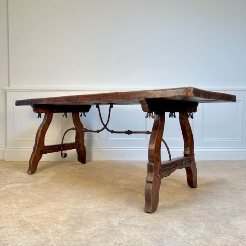 LATE 18TH CHESTNUT SPANISH FARMHOUSE TABLE - ADDITIONAL PHOTO 2