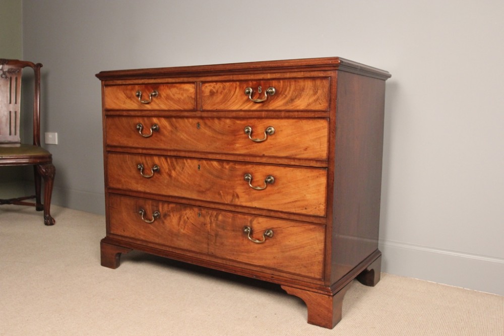 George III Mahogany Chest of Drawers