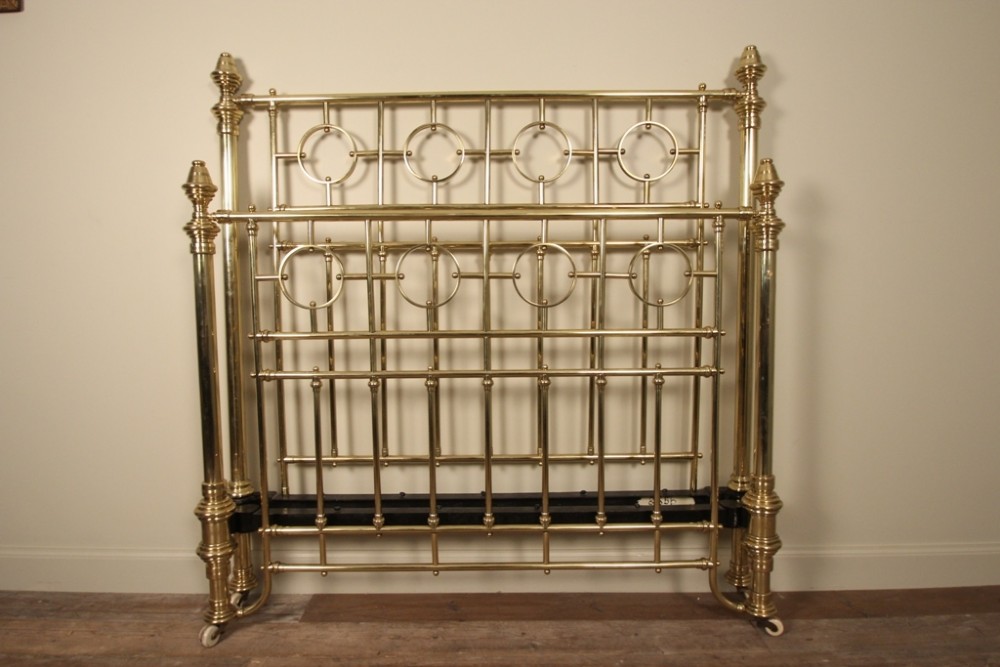Classic Double Brass Bed 4 ft 6