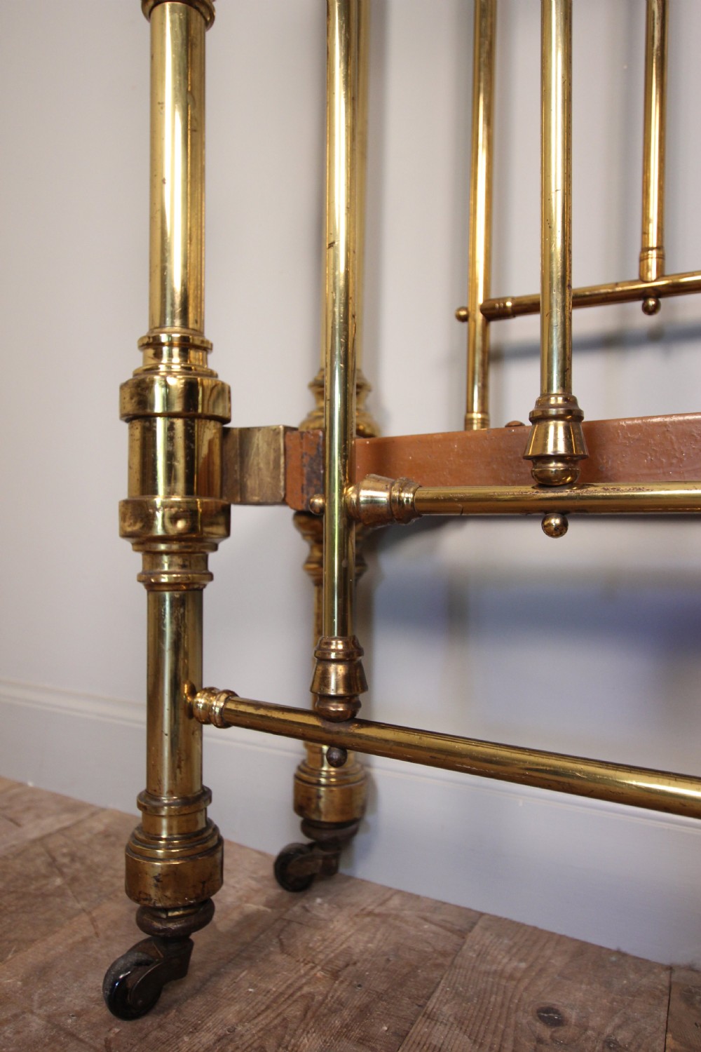 Wonderful Brass Double Bed with Original Lacquer Finish 4ft 6