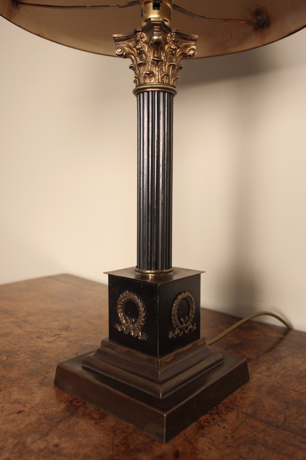 Edwardian Corinthian Lamp Base with Original Shade View II