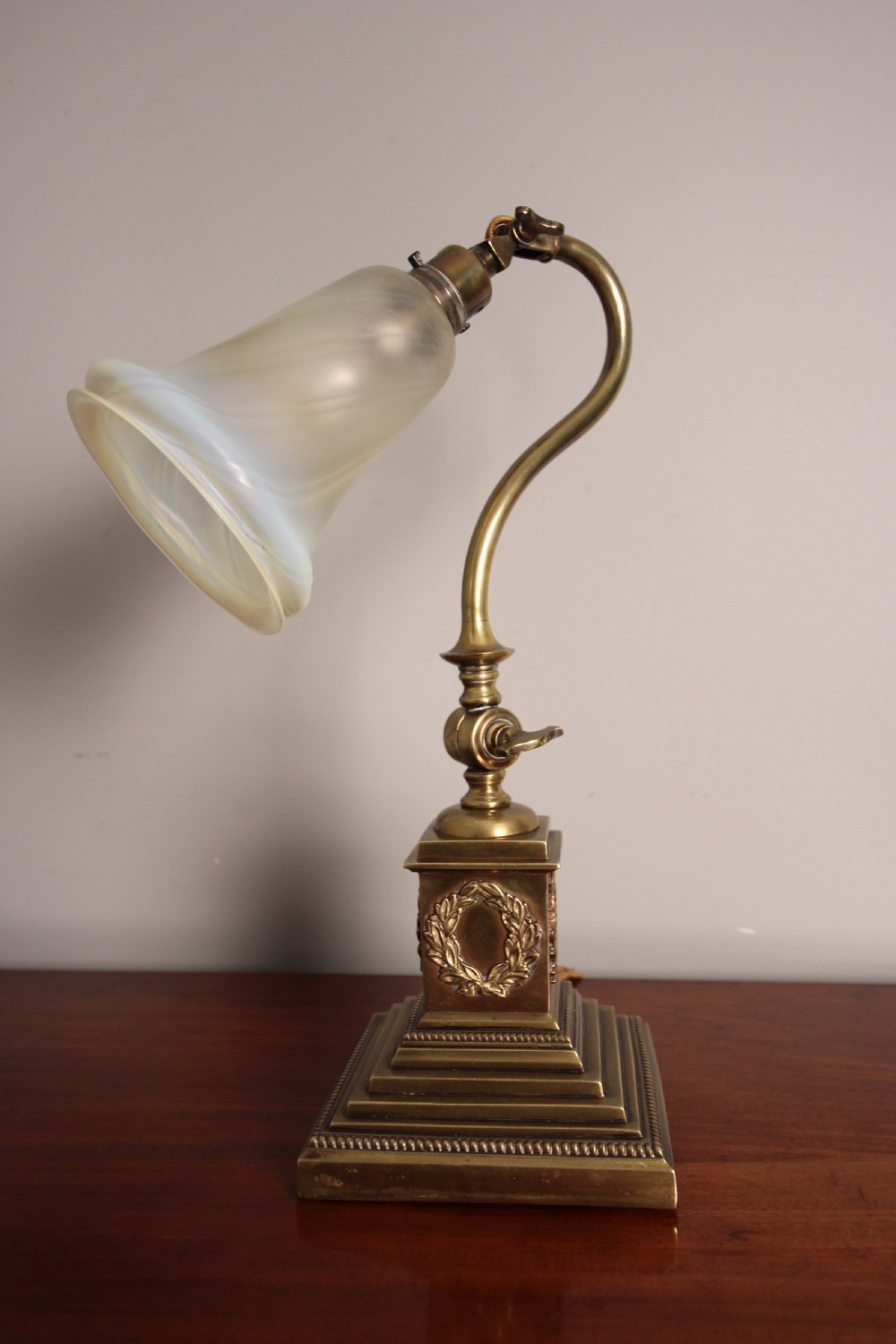 Edwardian Brass Adjustable Table Desk Lamp