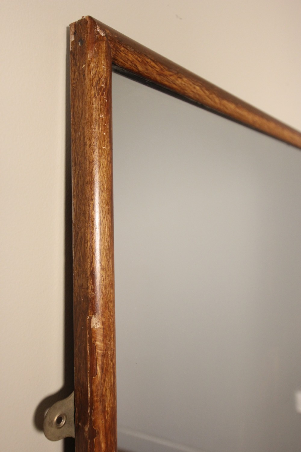 Stylish Outfitters Mirror with Original Paint View V