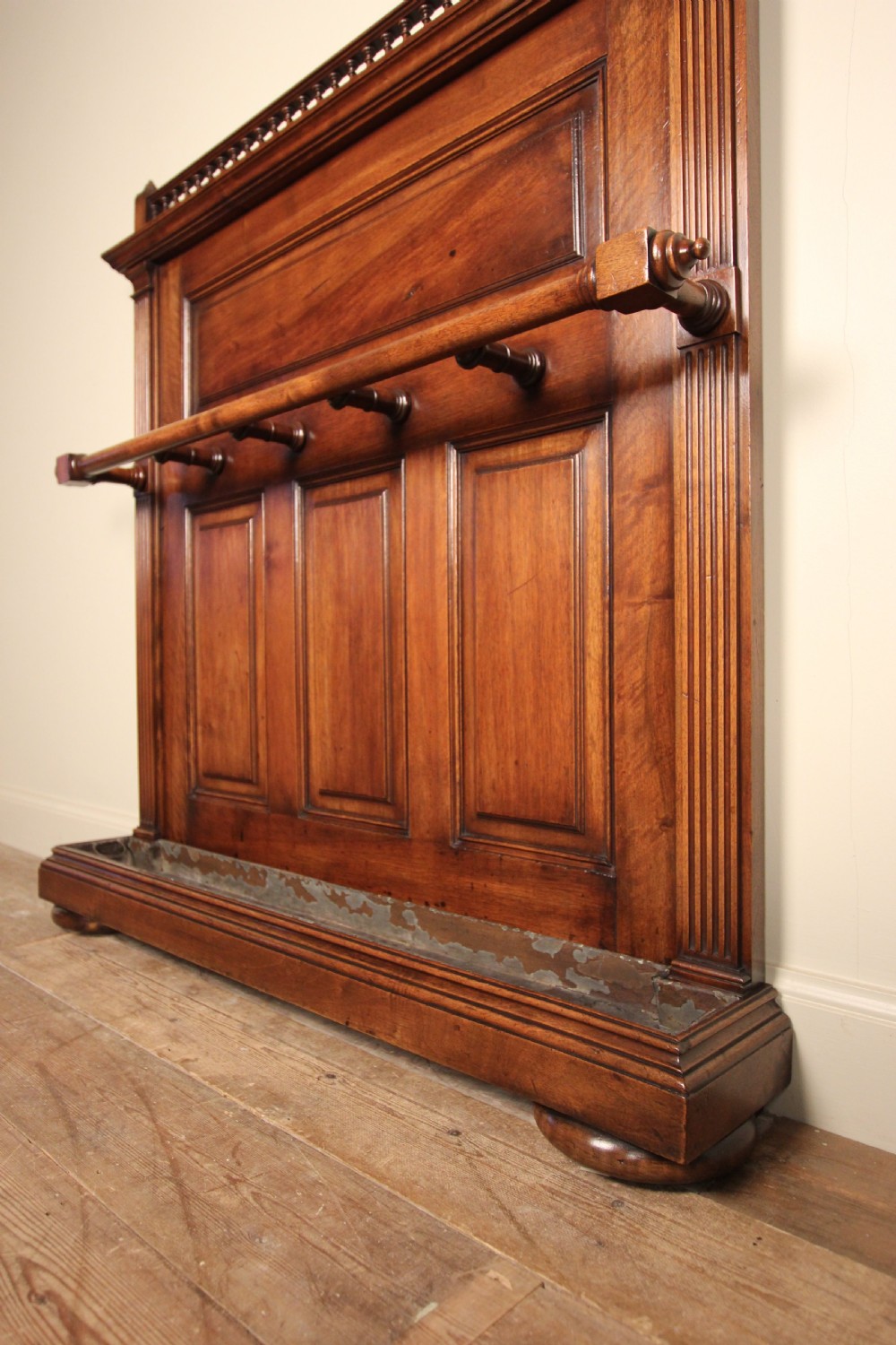 Country House Walnut Umbrella & Stick Stand View V