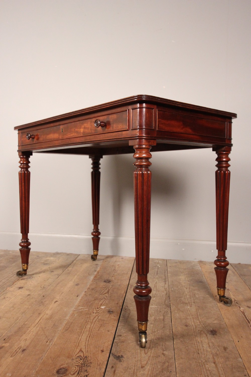 Fine Regency Gillows Mahogany Side Table