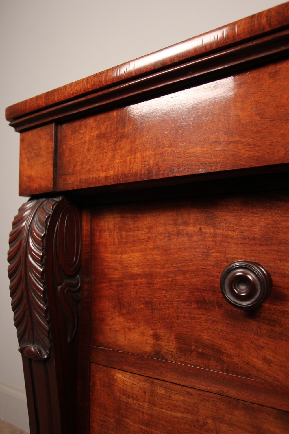 Superb Small William IV Mahogany Chest of Drawers View VII