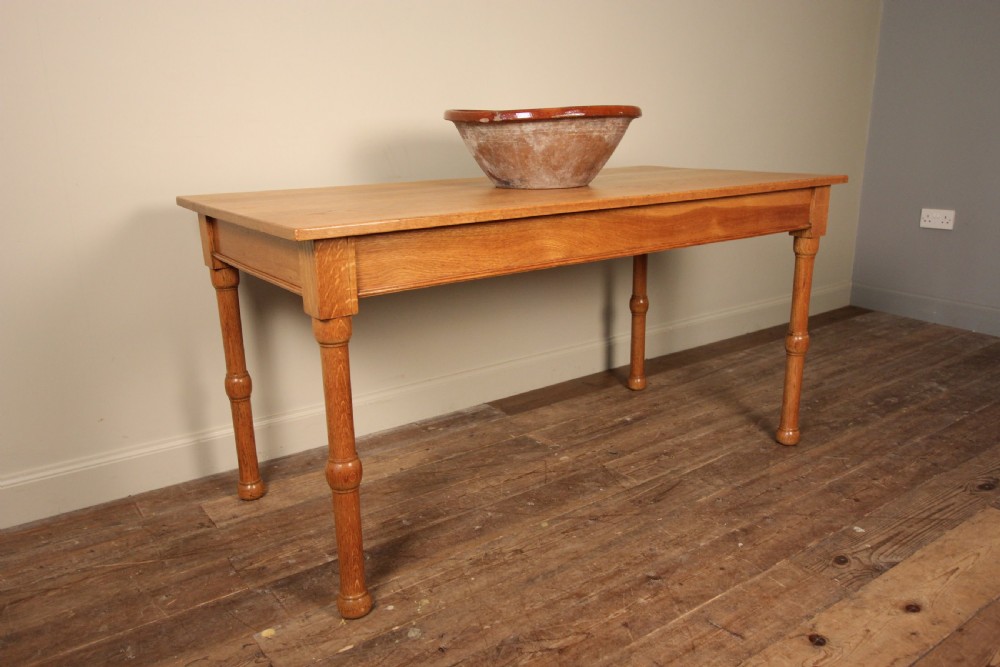 Beautiful Arts & Crafts Refectory Dining Table  View II