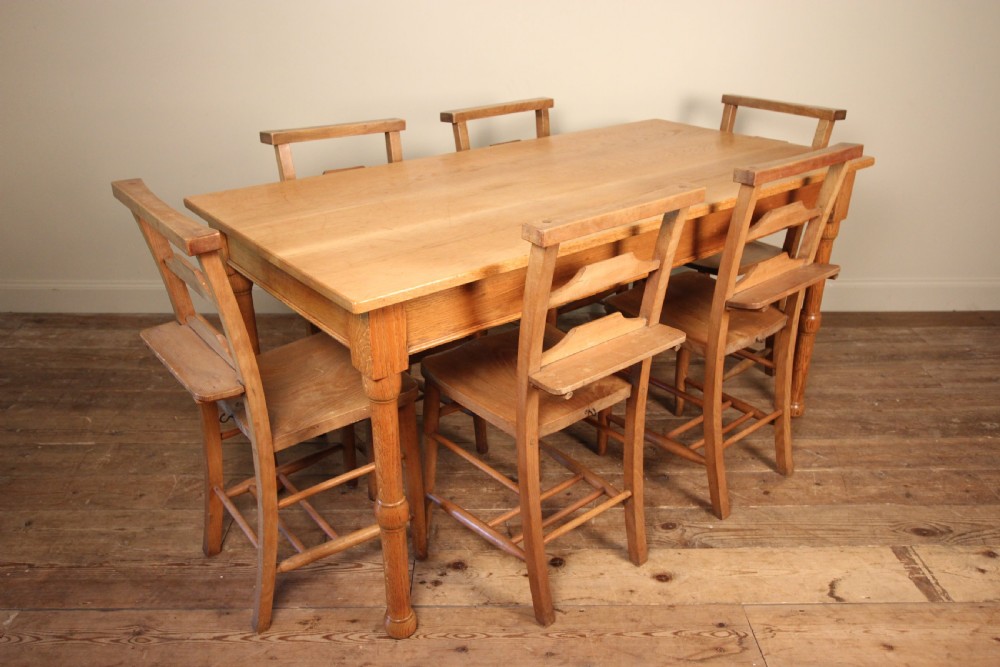 Beautiful Arts & Crafts Refectory Dining Table  View VI