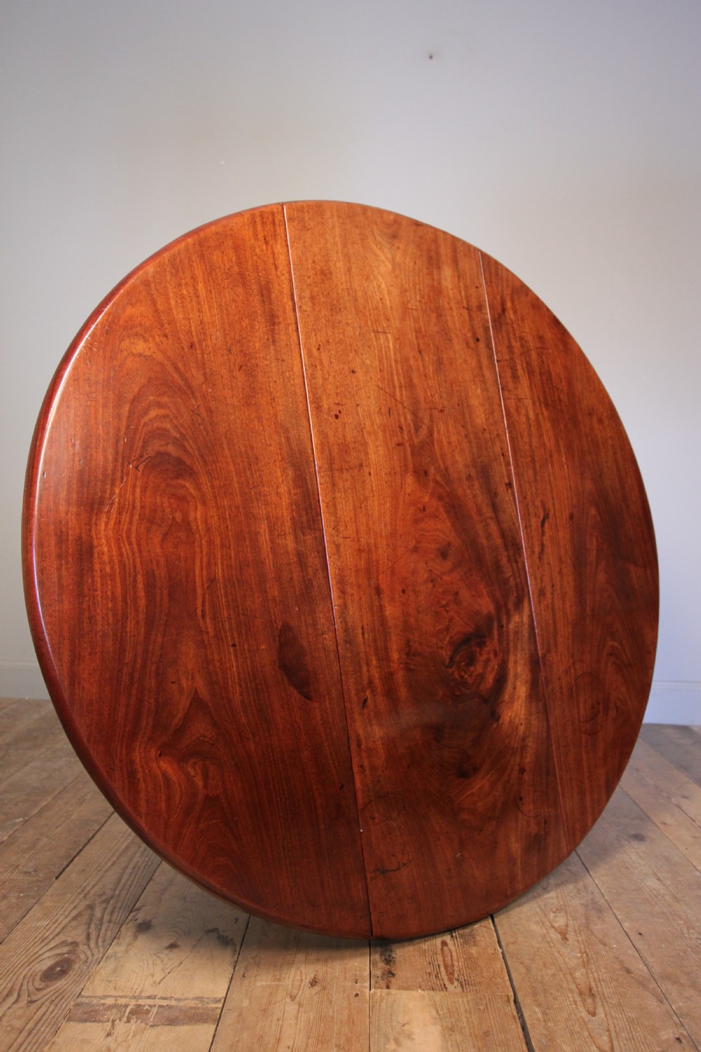 Superb 18th Century Mahogany Drop Leaf Table View VIII
