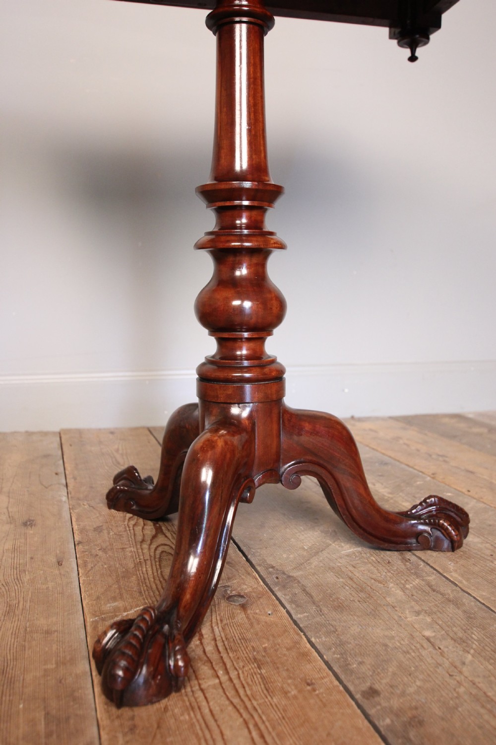 Gillows Goncalo Alves Tripod Table View V