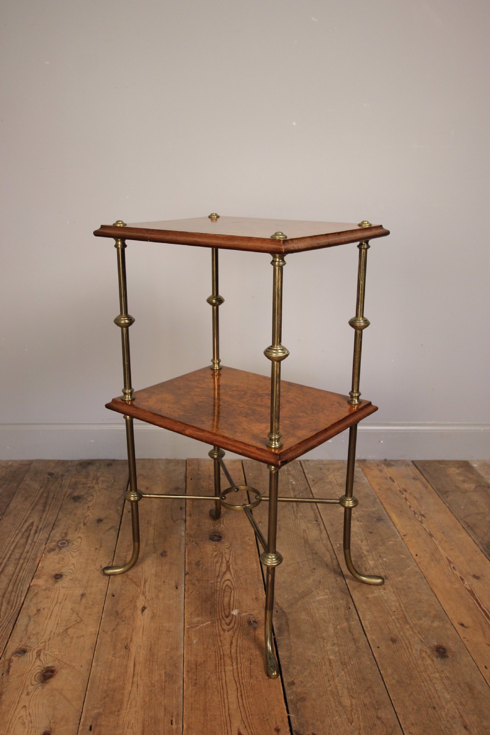 Stylish 19th Century Burr Walnut Etagere Whatnot