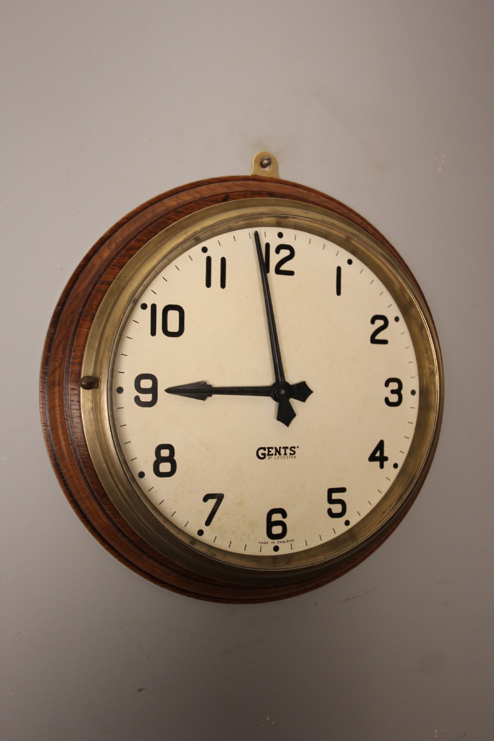 Stylish Gents Brass & Oak Dial Clock View V