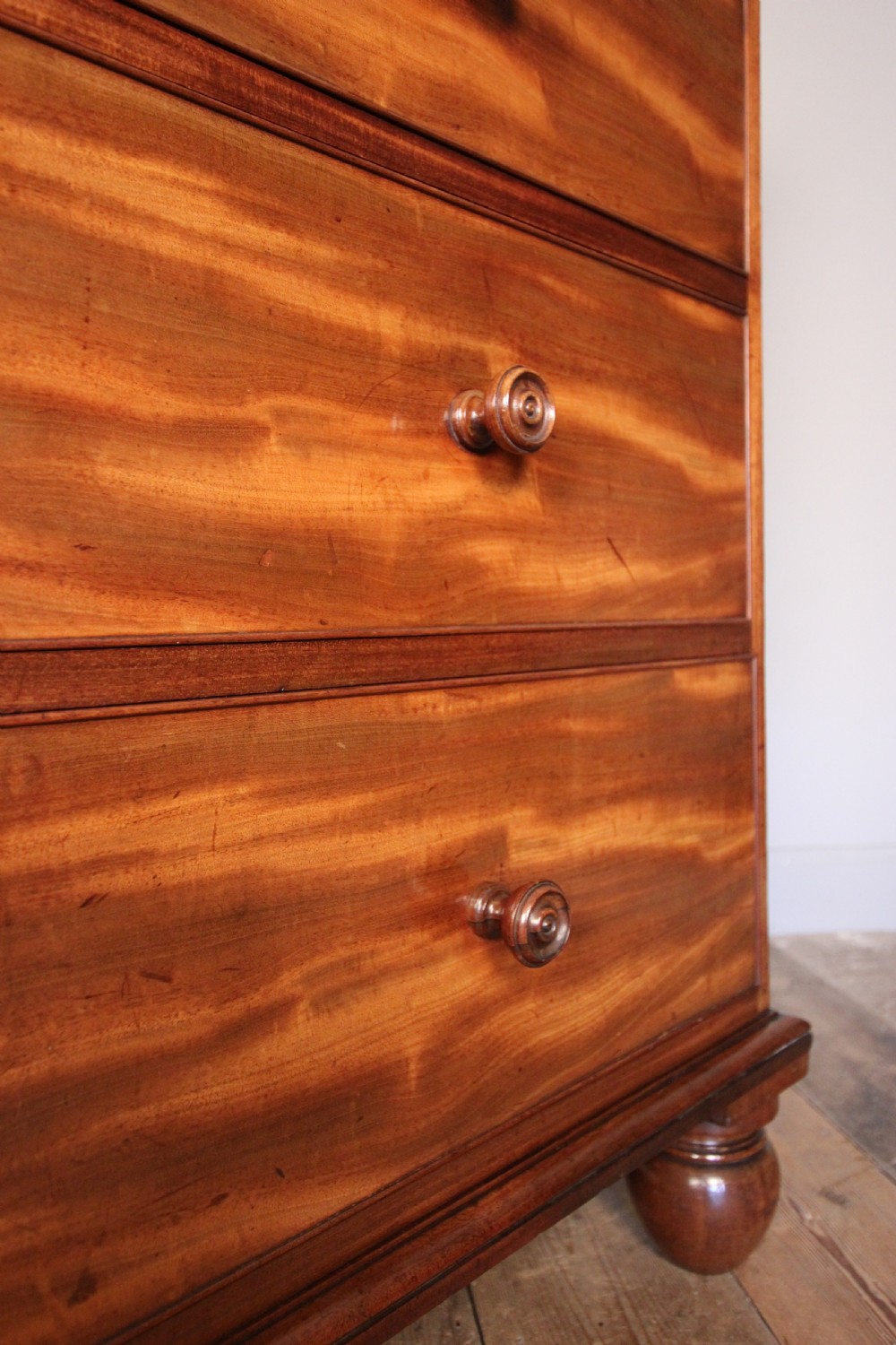Gillows Country House Chest of Drawers View VII