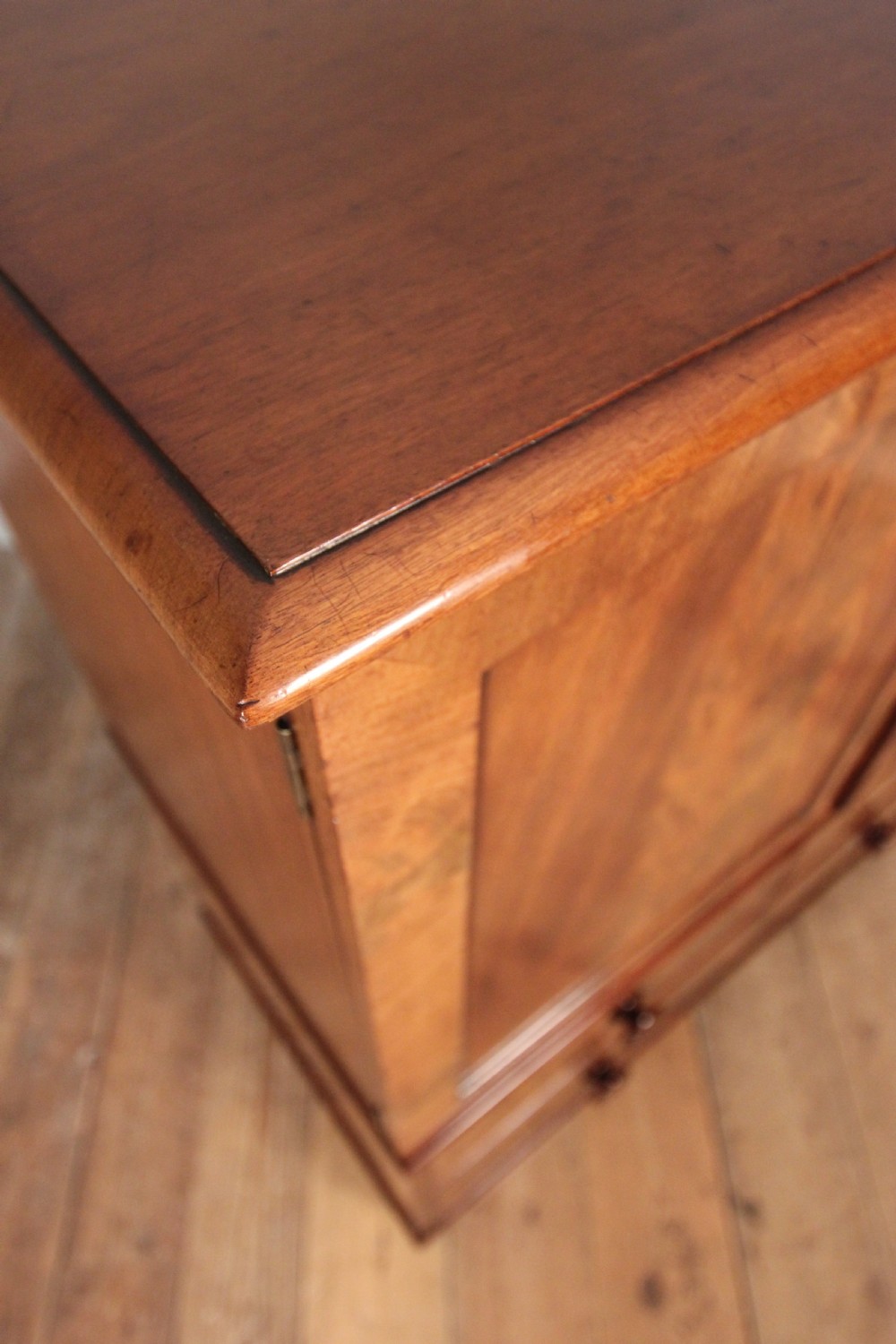 Small 19th C. Mahogany Gentleman's Linen Press View VII