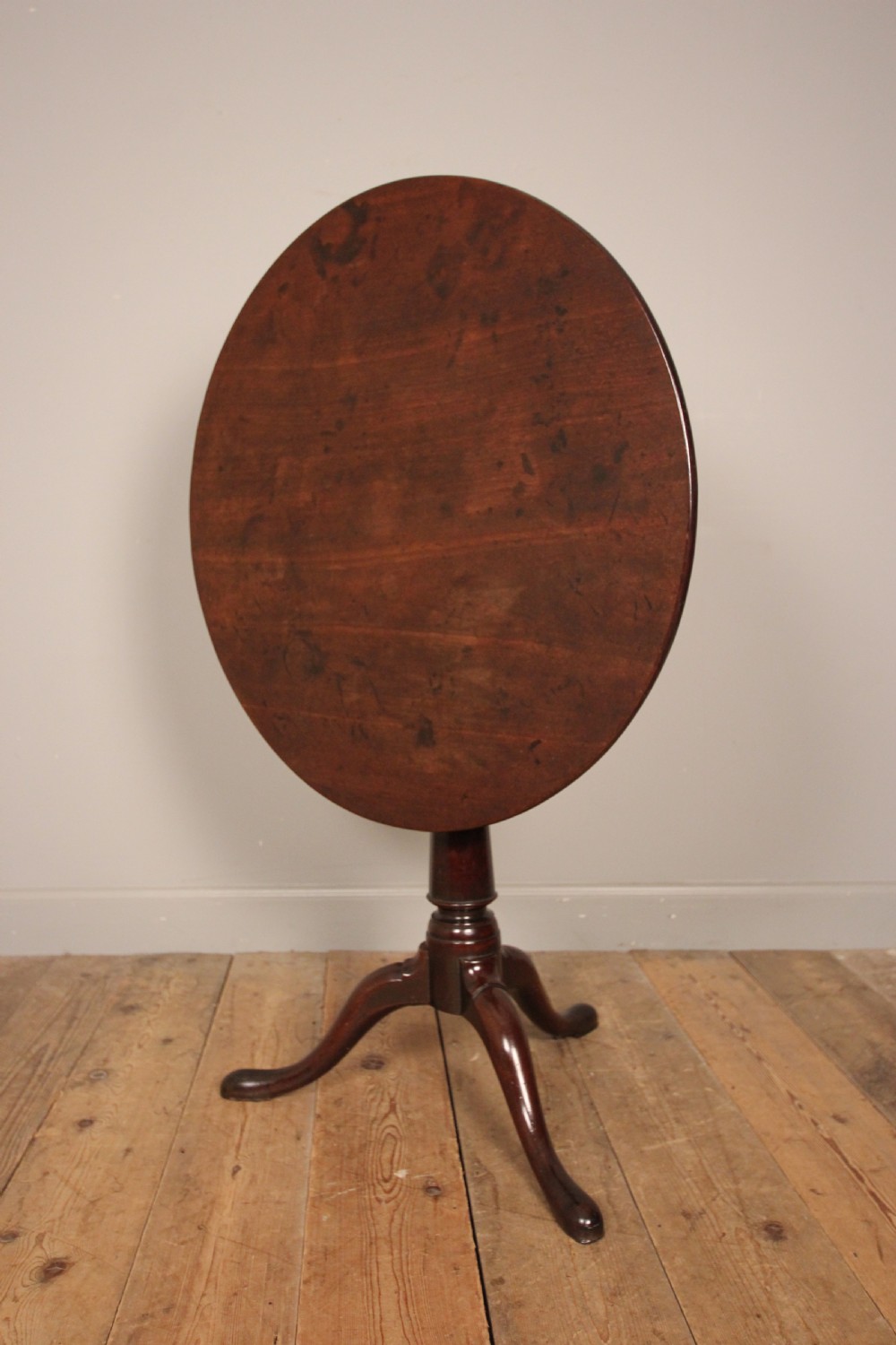 Superb 18th C. Mahogany Bird Cage Tripod Table View XI