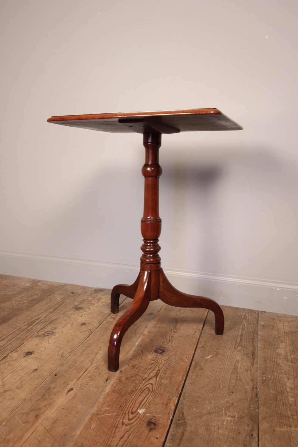 Classic 19th C Mahogany Tripod Lamp Table View III