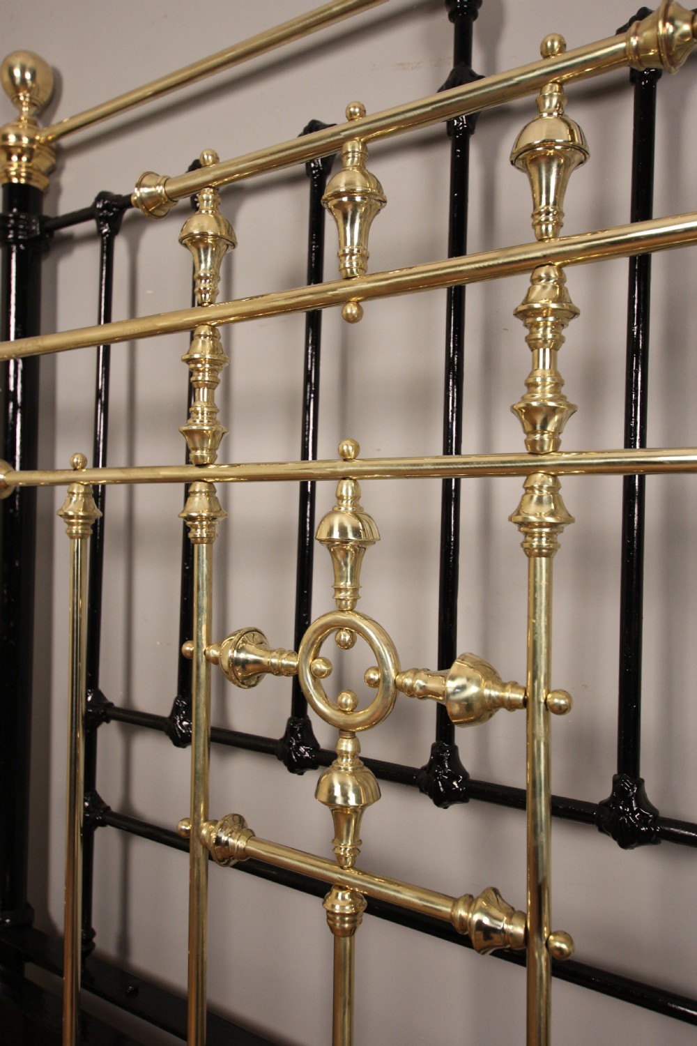 Victorian Brass & Cast Iron Double Bed (4 ft 6