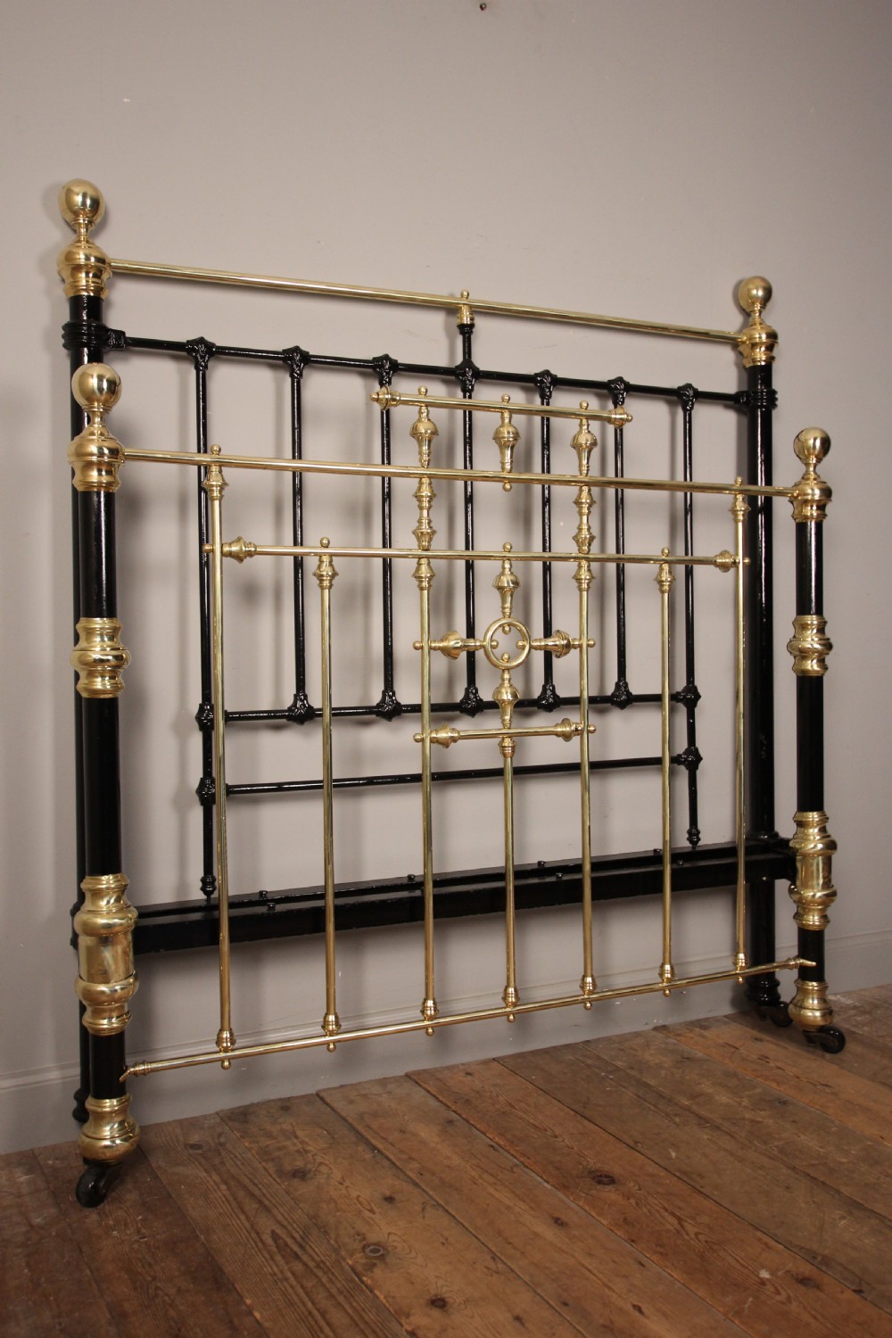 Victorian Brass & Cast Iron Double Bed (4 ft 6