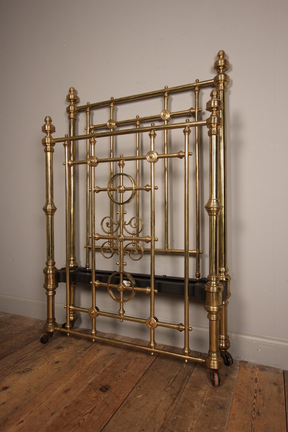 Stunning Maple & Co Brass Single Bed (3 ft) View III