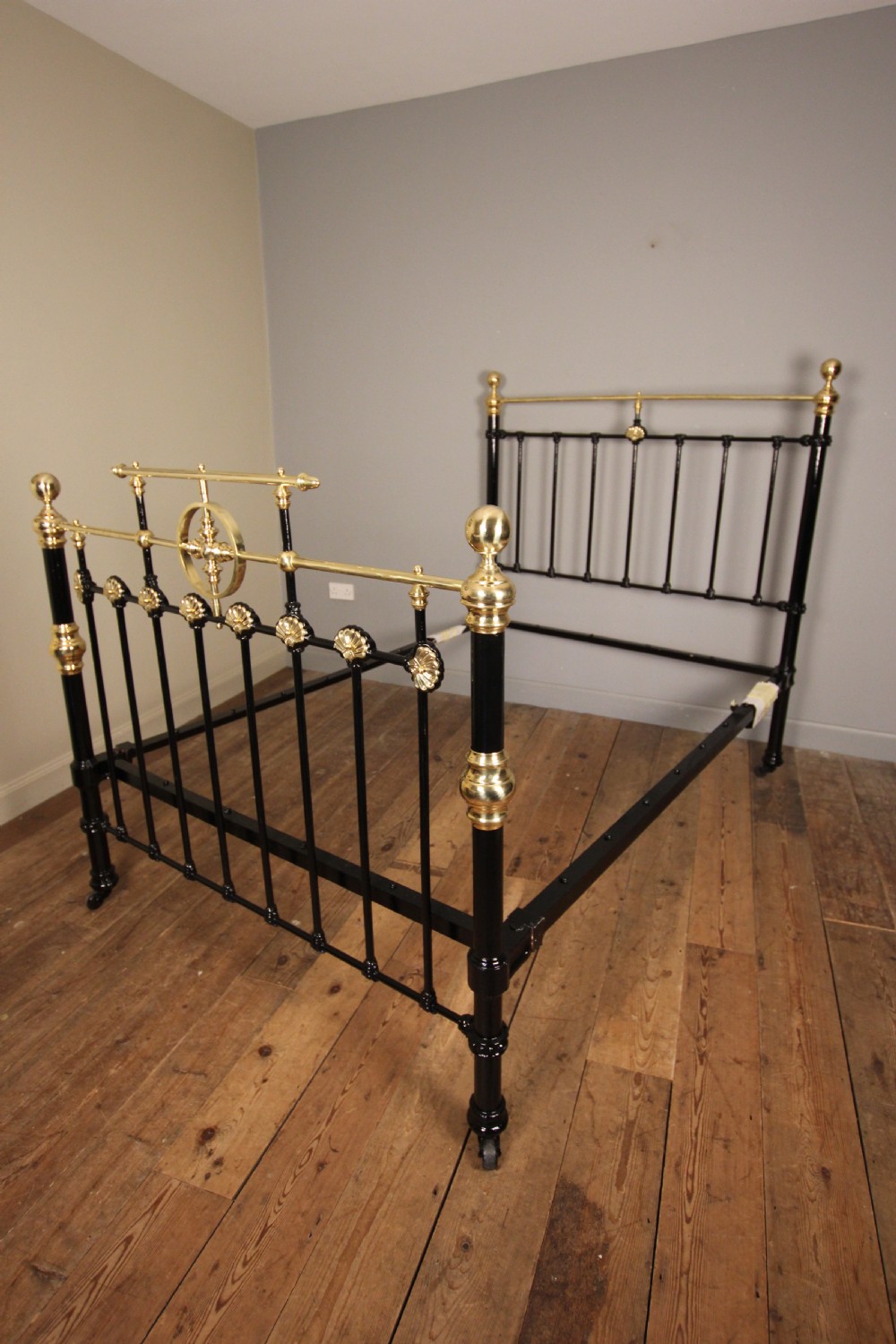 Victorian Brass and Cast Iron Double Bed (4 ft 6