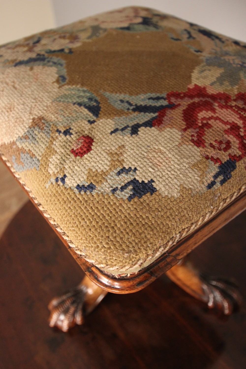 Gillows George IV Revolving Rosewood Stool View VI