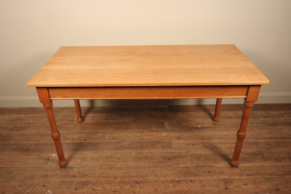 Arts & Crafts Oak Dining Table View II