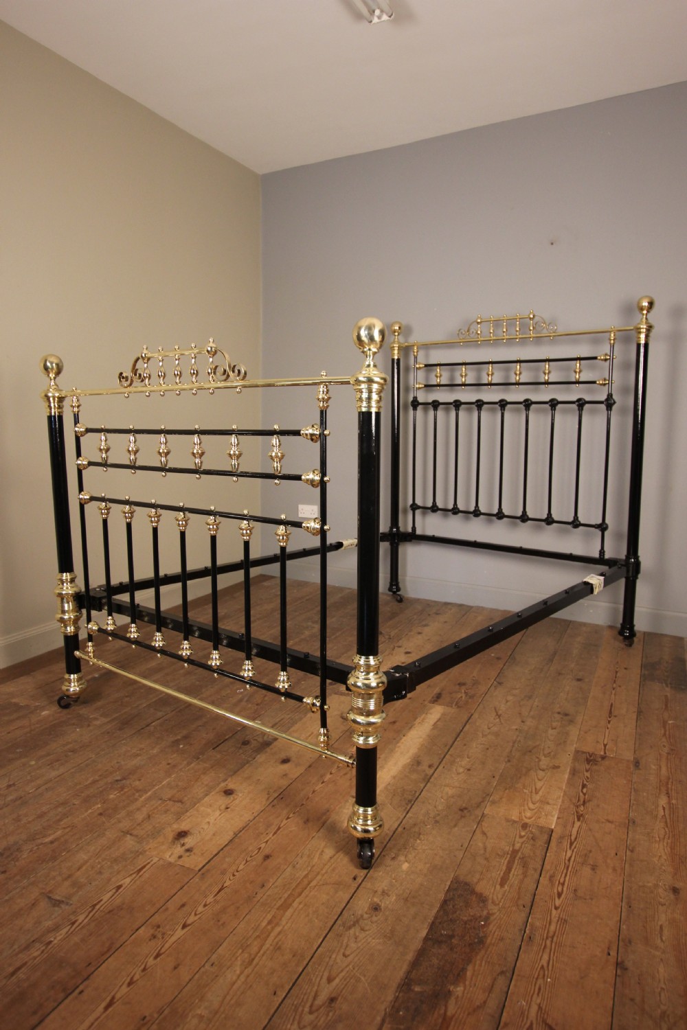 Fine Quality Victorian Brass & Iron Double Bed View II