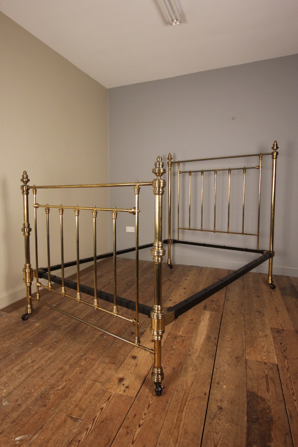 Classic Victorian Lacquered Brass Double Bed View IV