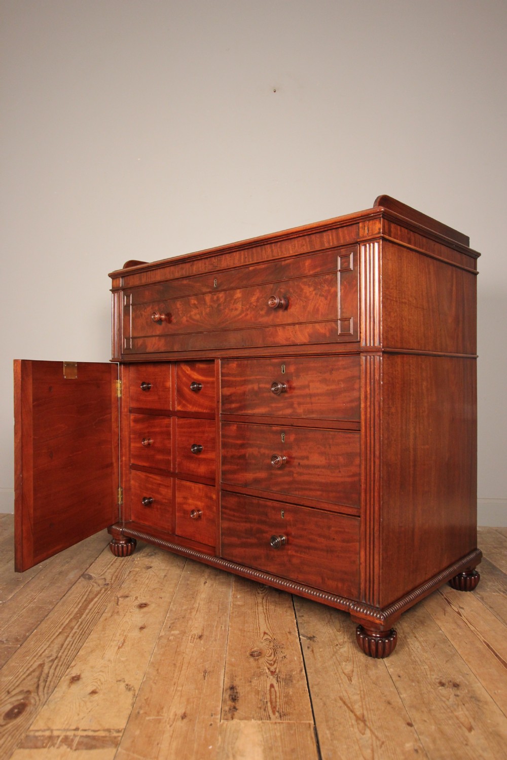 Superb Gillows George IV Mahogany Secretaire Chest of Drawers of Country House Proportions View IV