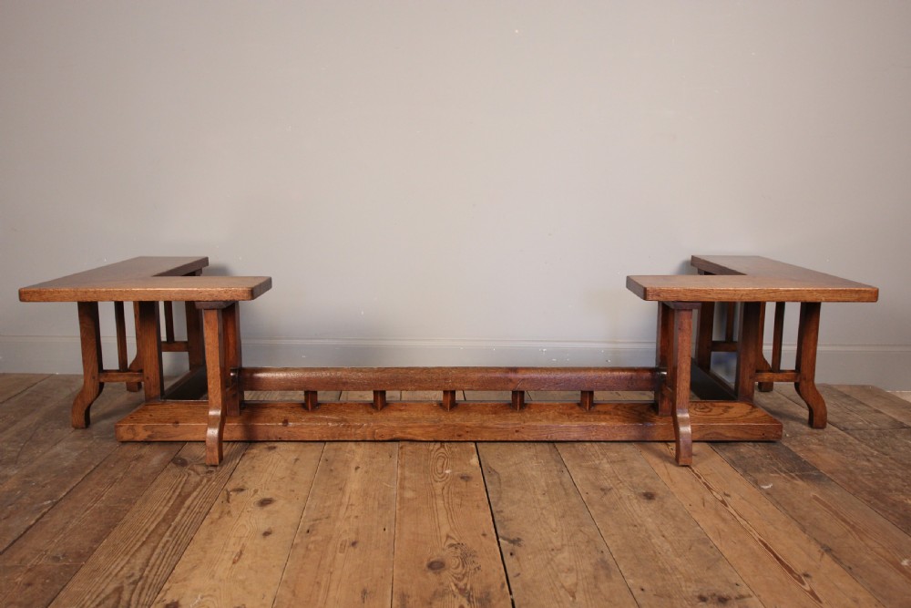 Stylish Arts & Crafts Oak Club Fender View III