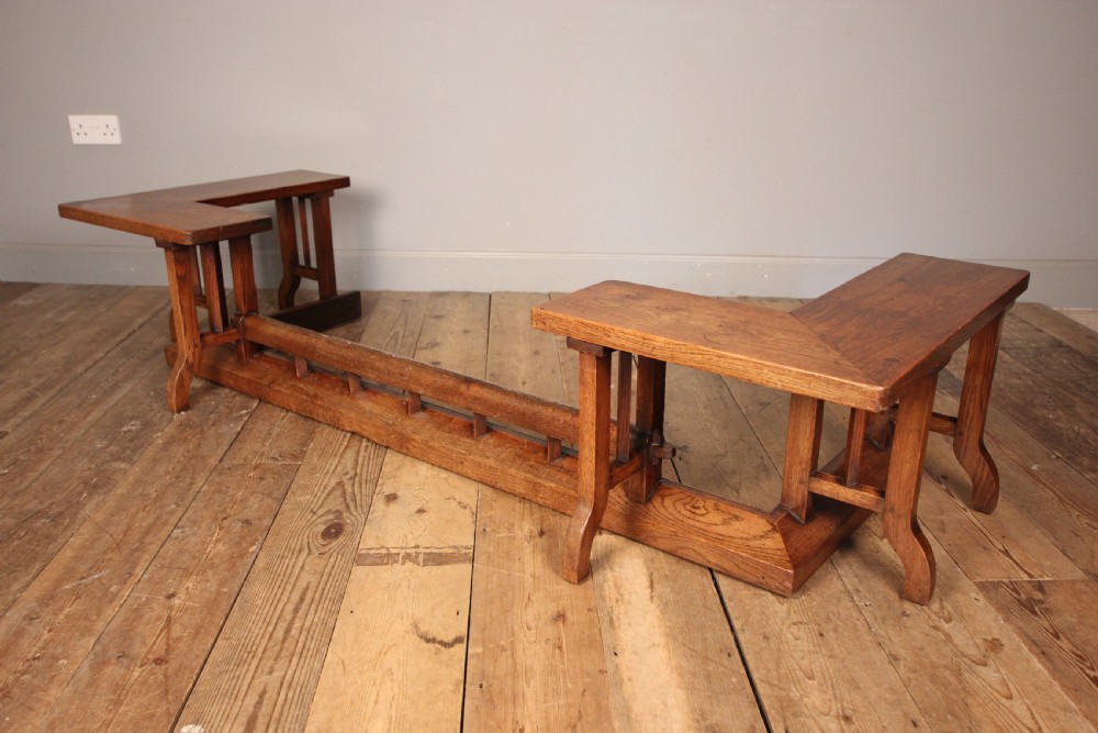 Stylish Arts & Crafts Oak Club Fender View IV