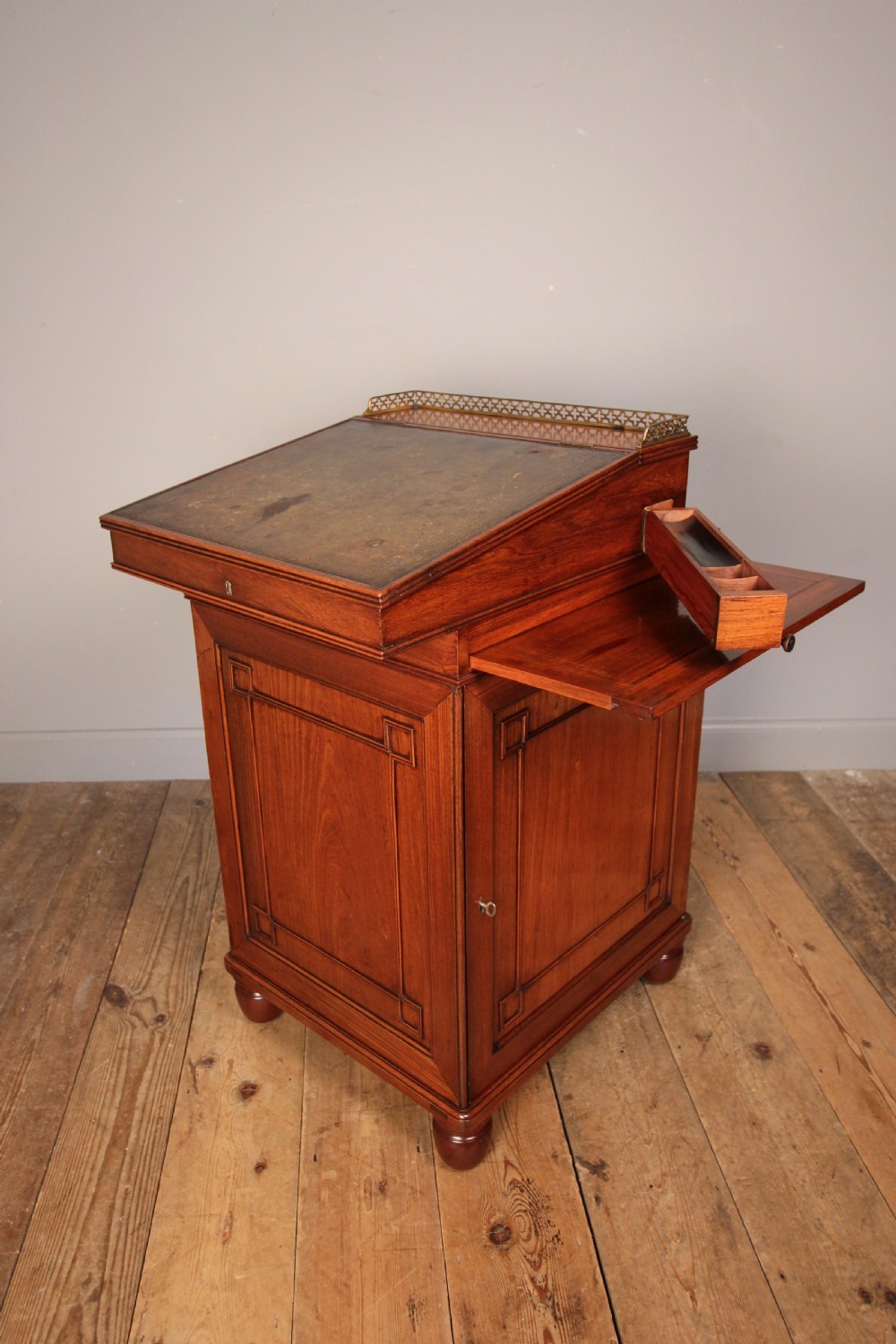 Rare Chinese Export Regency Pearwood (Huanghuali) Davenport View IV