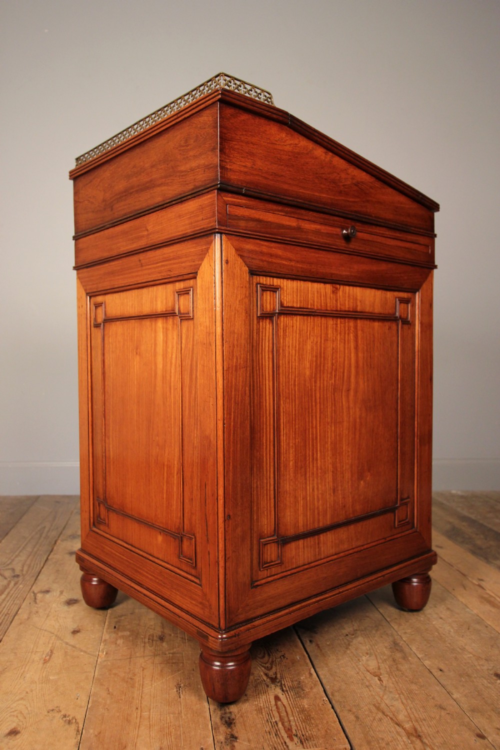Rare Chinese Export Regency Pearwood (Huanghuali) Davenport View VI