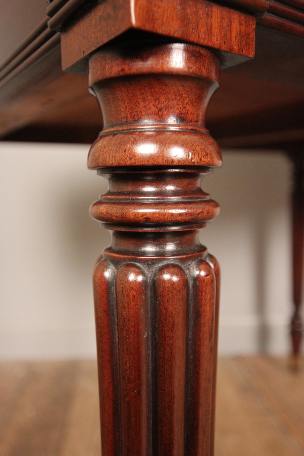 Gillows George IV Dressing Table & Mirror View VII