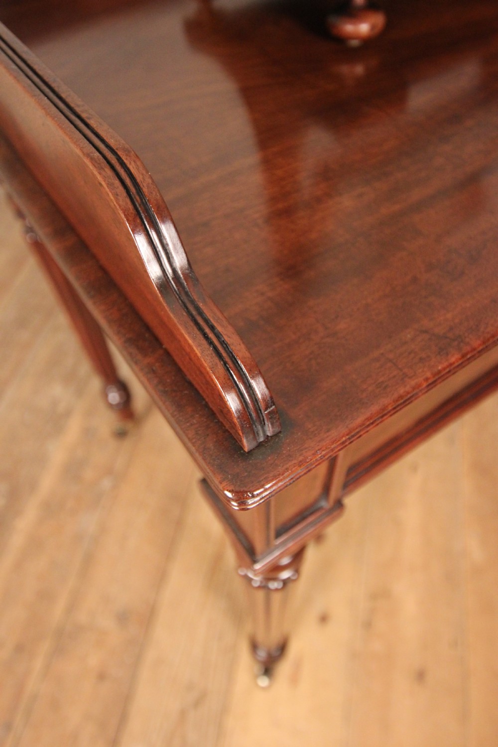 Gillows George IV Dressing Table & Mirror View VIII