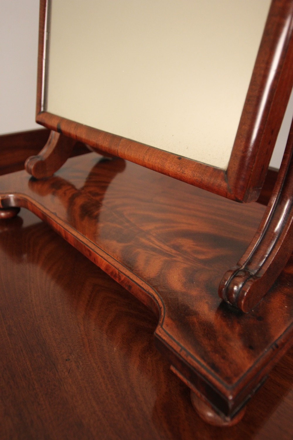 Gillows George IV Dressing Table & Mirror View X