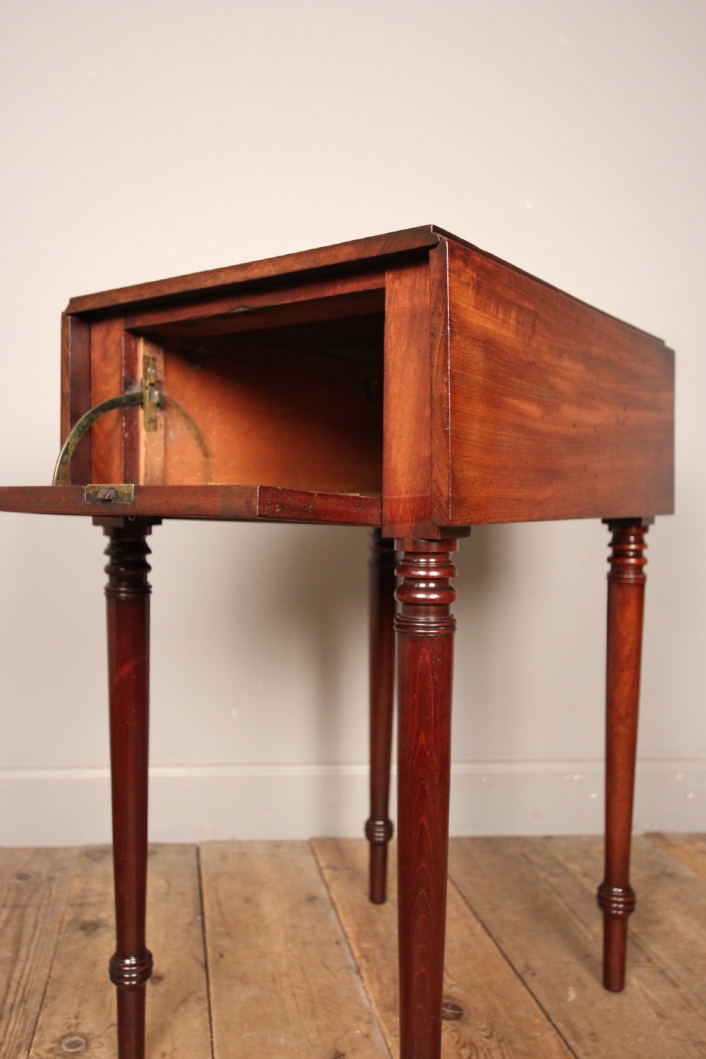 Georgian Mahogany Small Pembroke Side Table View V