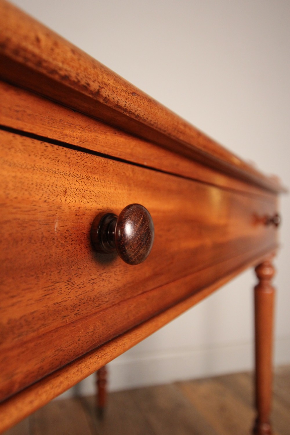Beautiful Gillows Mahogany Side Table View V
