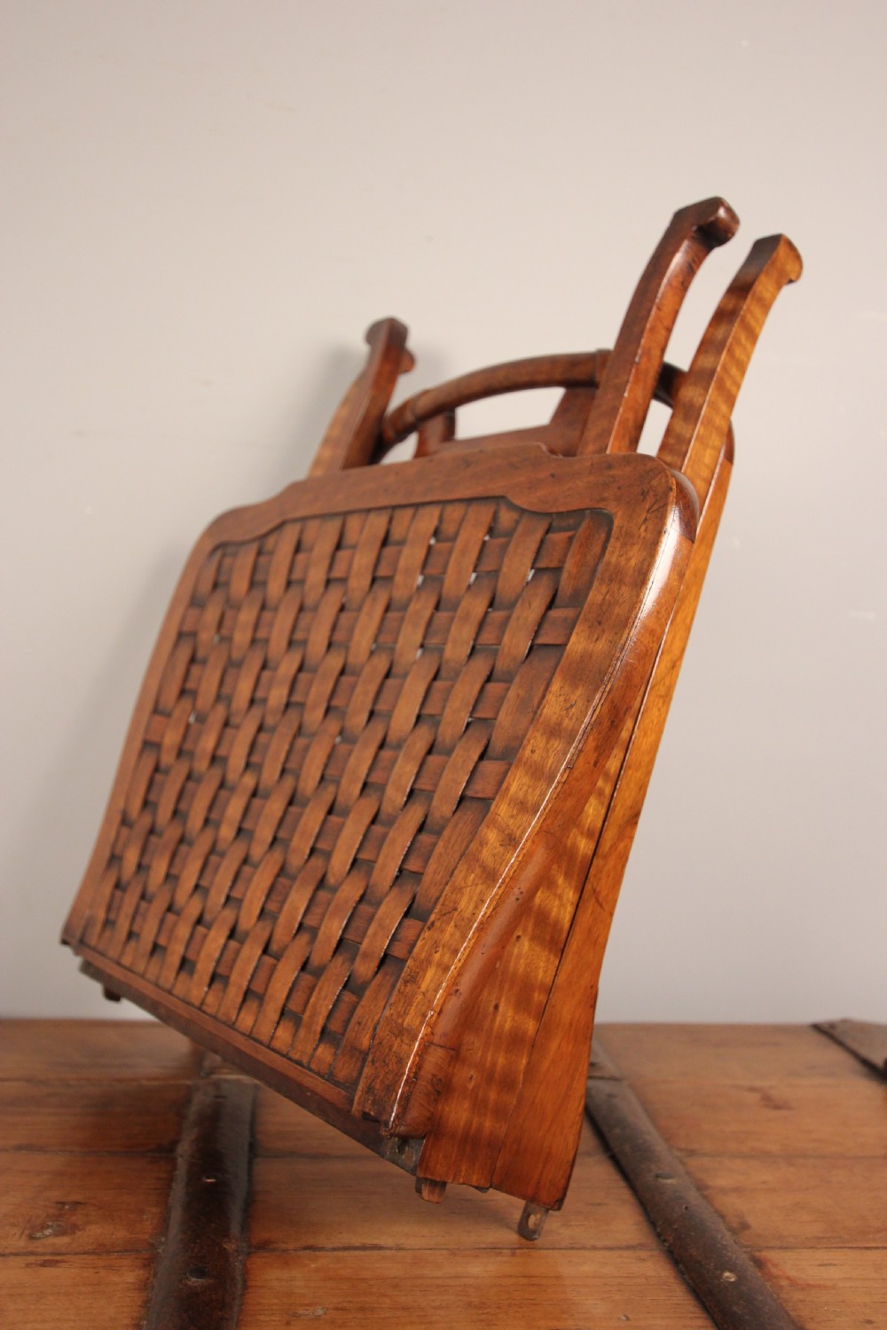 Taprell Holland & Sons Campaign Chair View V