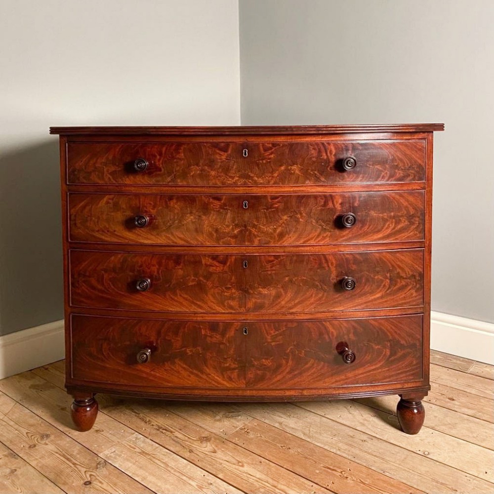 Regency Gillows Mahogany Chest of Drawers