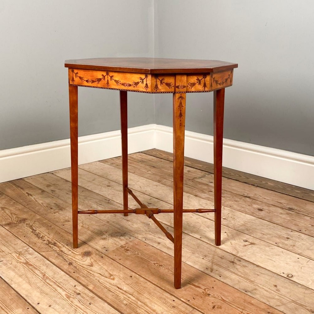 Small Gillows Satinwood Occasional Table