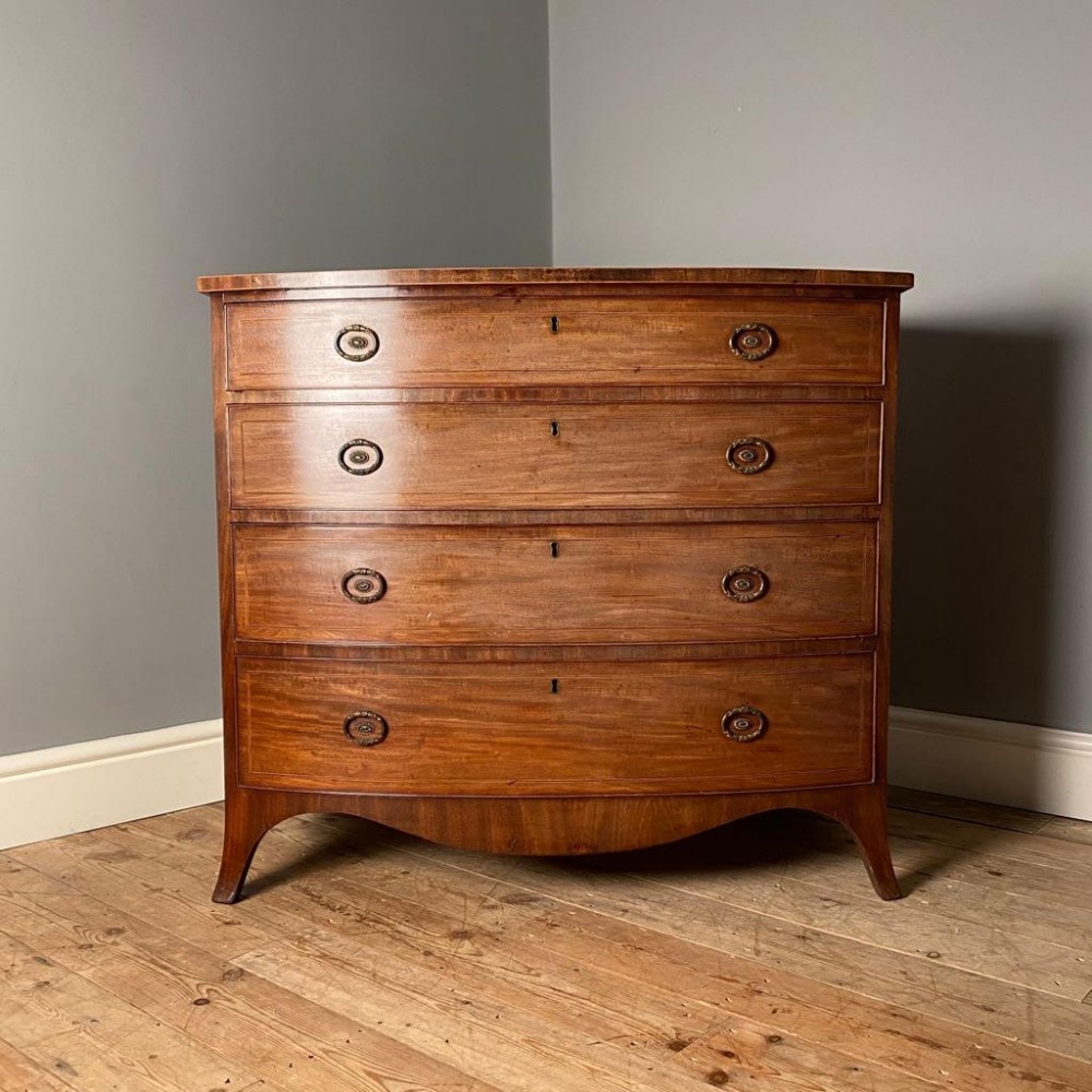 Beautiful Gillows Mahogany Bowfront Chest of Drawers