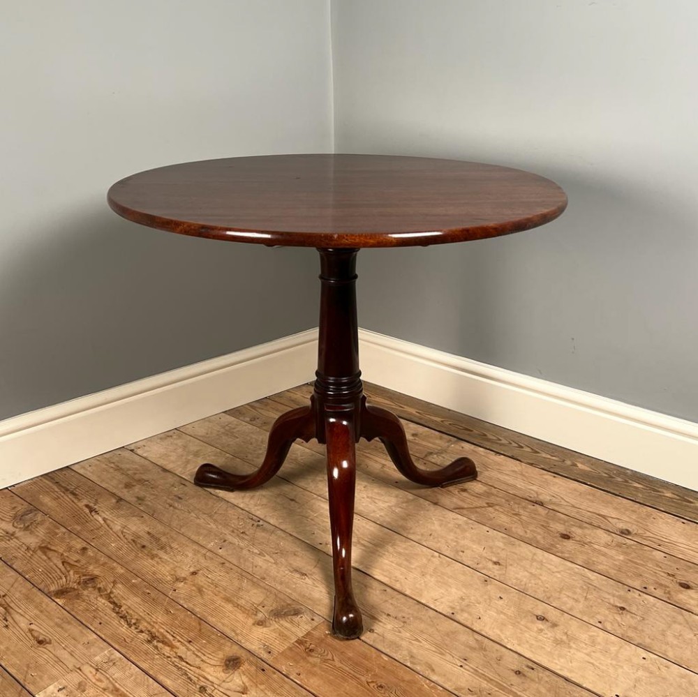 18th C Mahogany Tilt Top Table