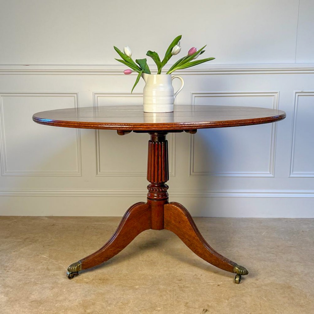 George IV English Oak Breakfast Table - Seats 4