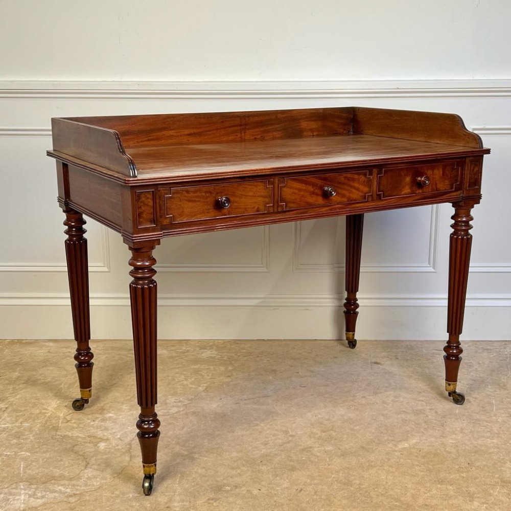 19th C Gillows Mahogany Dressing Table